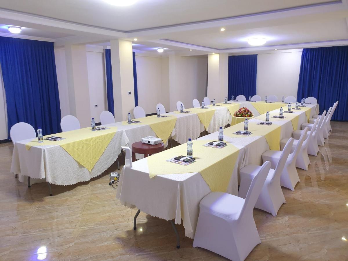 Moonlight Hotel Addisz-Abeba Kültér fotó