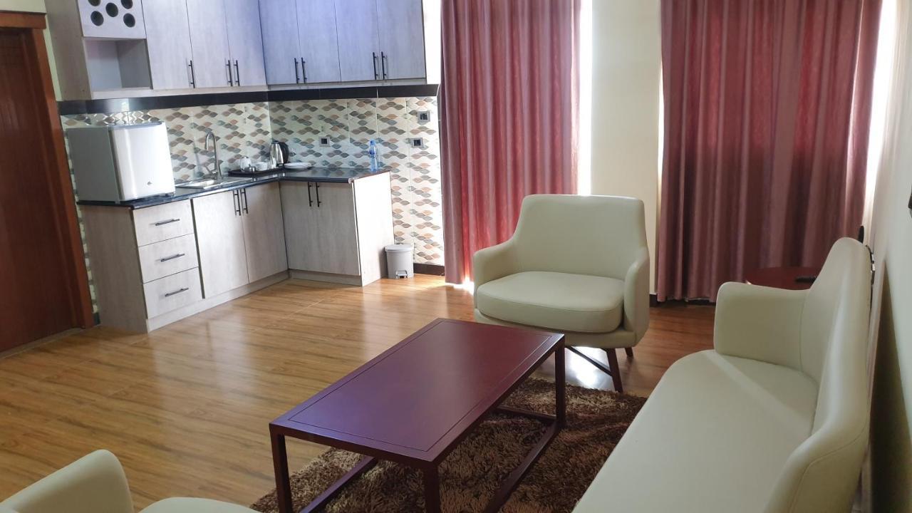 Moonlight Hotel Addisz-Abeba Kültér fotó